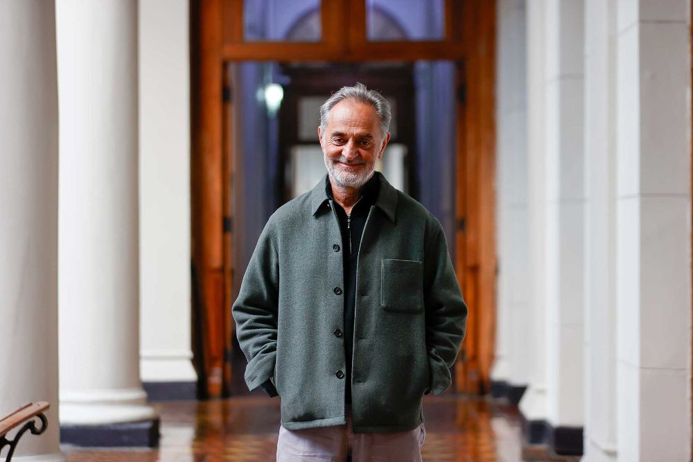 El doctor Ricardo Araya Baltra, Premio Nacional de Ciencias Aplicadas y Tecnológicas 2022 participó de la conferencia "De la evidencia a la práctica en la psiquiatría actual".